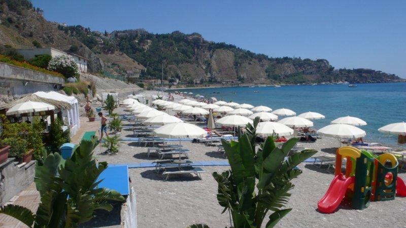 Il Cantone Del Faro Giardini Naxos Exterior photo